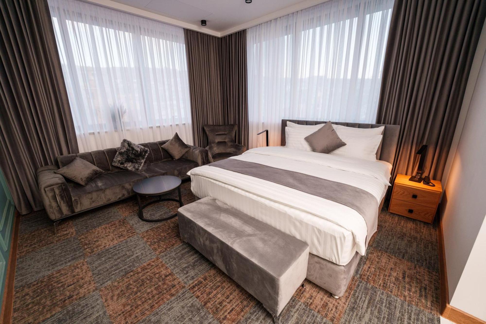 Revive Boutique Hotel Yerevan Luaran gambar